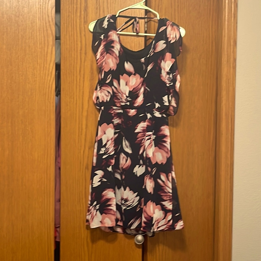 The Limited dress size Med